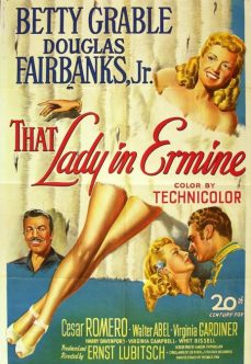 Beyaz Kürklü Kadın